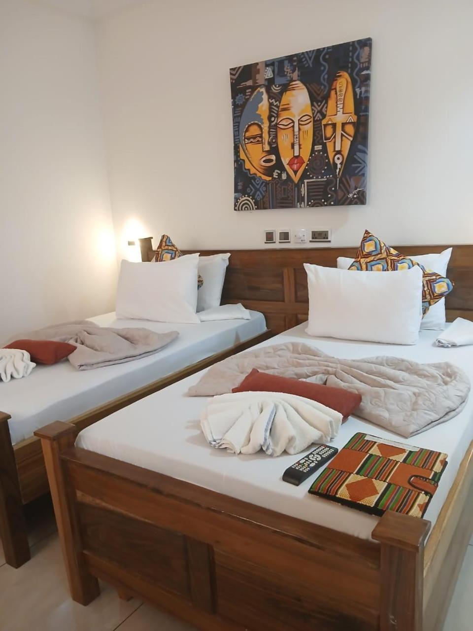 Asantewaa Premier Hotel Kumasi Quarto foto